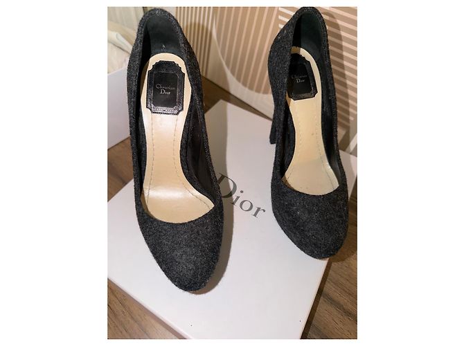 Décolleté in feltro grigio Christian Dior - vista 5