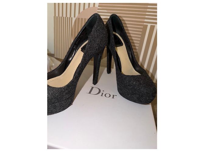 Décolleté in feltro grigio Christian Dior - vista 7