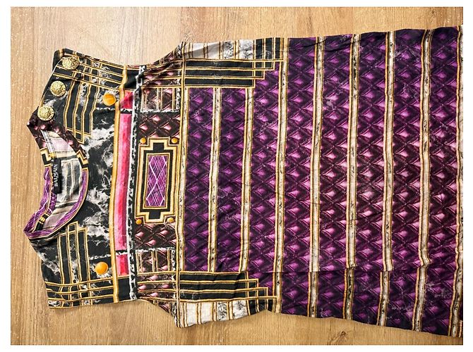 Camiseta con Estampado Geométrico Balmain Negro Blanco Roja Dorado Púrpura - vista 2
