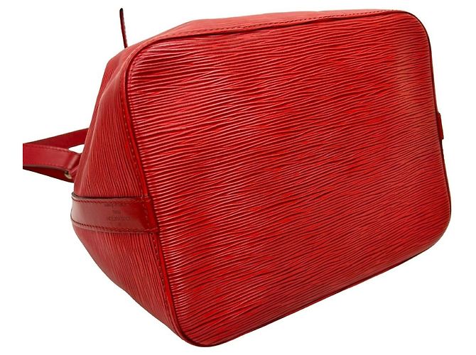 Noe Borsa semi a spalla Petit Noé in pelle Epi Louis Vuitton Rosso - vista 7