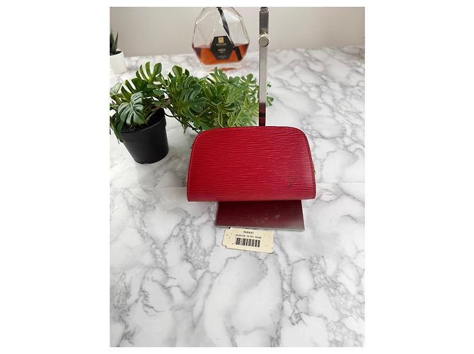 Borsa Louis Vuitton Epi Pochette Rouge Rosso - vista 9