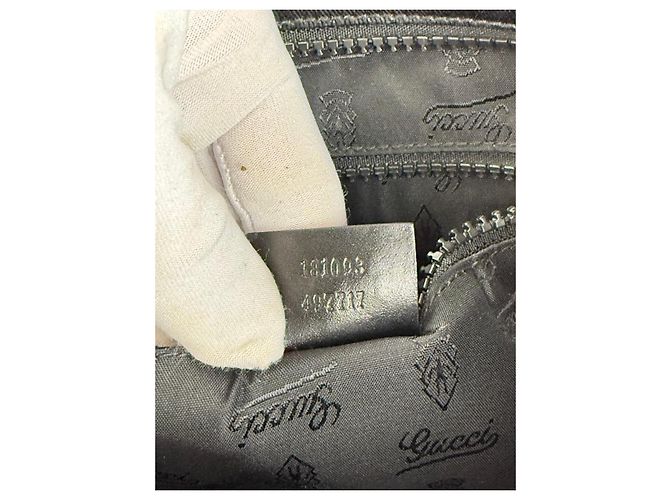 Borsa a tracolla Gucci in pelle nera lucida Nero - vista 14