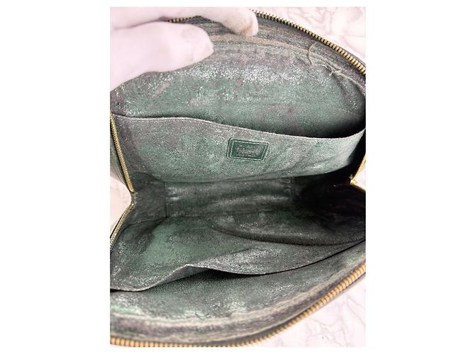 Sac Louis Vuitton Epi en Cuir Vert Vert foncé - vue 9