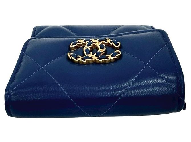 Billetera bifold de piel de cordero matelasse Coco Mark de Chanel Azul - vista 6