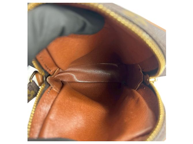 Borsa a Spalla Pochette Mini Danube in Pelle Monogram Louis Vuitton Marrone - vista 9