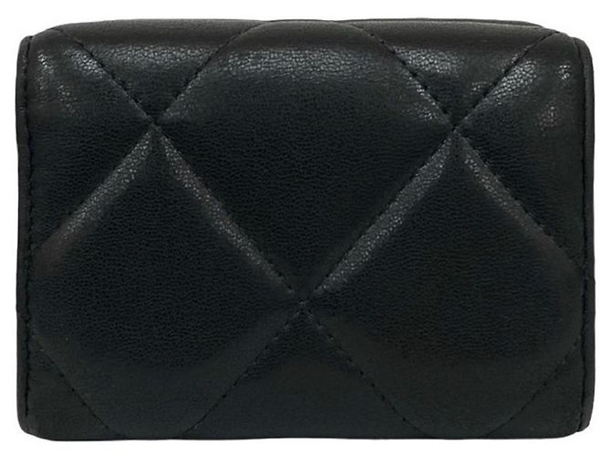 Portafoglio tri-fold in pelle di agnello matelassé Coco Mark Chanel 19 Nero - vista 2