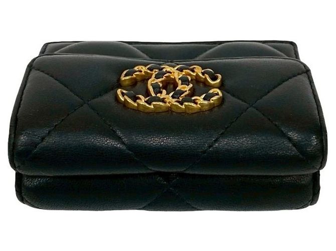 Portafoglio tri-fold in pelle di agnello matelassé Coco Mark Chanel 19 Nero - vista 3
