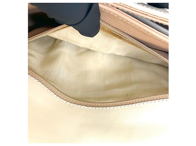 Céline Borsa a Spalla in Pelle CELINE Carriage Bianco - vista 10