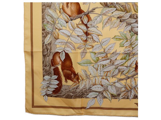 Bufanda de seda Casse Noisette marrón Hermès 90 Castaño Beige - vista 5
