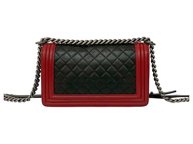 Le Boy Bolsa de ombro em couro de cordeiro Boy Chanel Coco Mark com corrente Preto Vermelho - vista 3