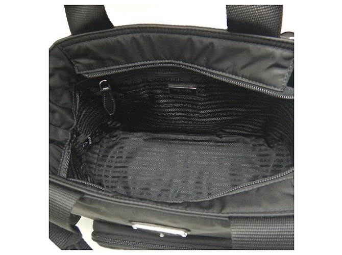 Borsa tote in nylon imbottito Prada Nero - vista 9