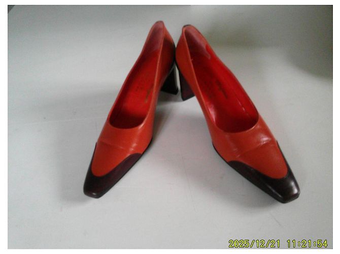 Scarpe con tacco Robert Clergerie Arancione e Marrone Pelle 36 - vista 2