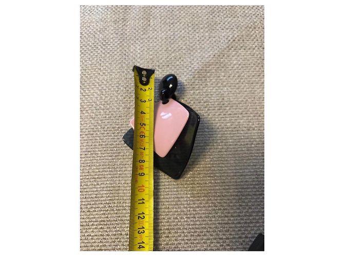 Orecchini Emporio Armani in resina rosa e nero - vista 5