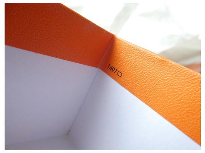 large Hermès box for Hermès Birkin 25 handbag model number 1497 Orange - view 5