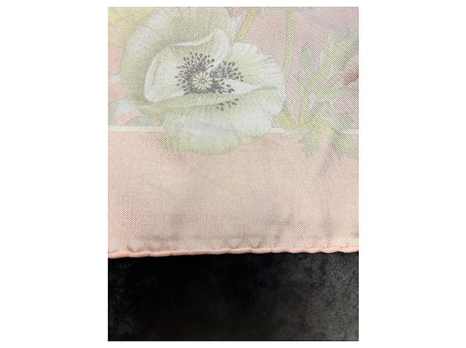 Salvatore Ferragamo Foulard in seta con stampa floreale e felini Rosa Multicolore - vista 10