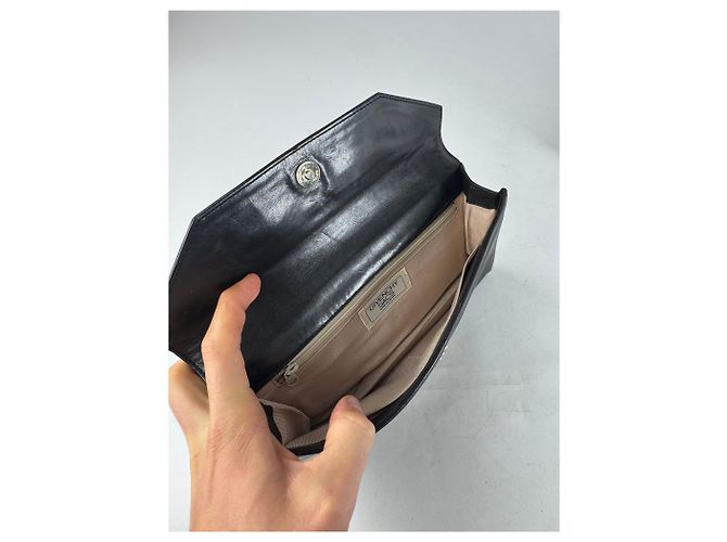 Clutch in pelle con stampa a serpente vintage Givenchy nera Nero - vista 5