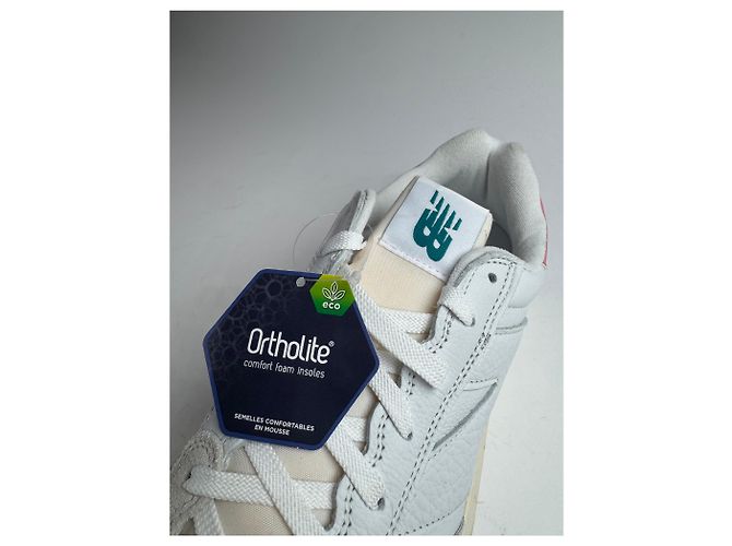 Sneaker New Balance Bianche Nuove con etichetta EU45,5 Bianco - vista 3