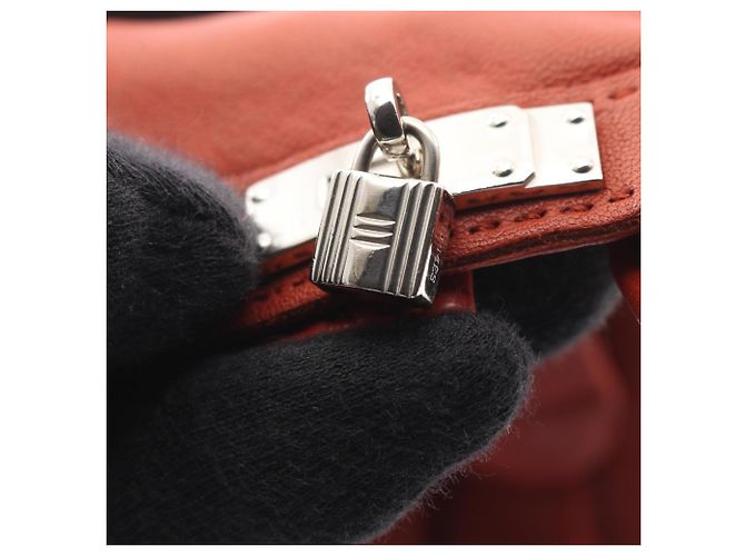 Hermès Kelly Handschuhe aus Bordeaux-Leder - Ansicht 4