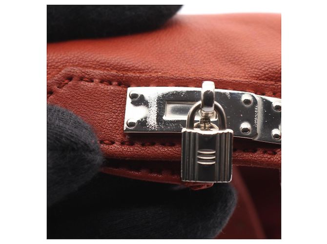 Hermès Kelly Handschuhe aus Bordeaux-Leder - Ansicht 5