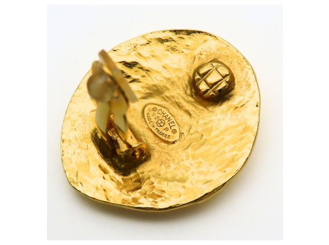 Orecchini a clip placcati in oro Chanel Coco Mark D'oro - vista 5