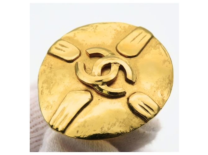 Orecchini a clip placcati in oro Chanel Coco Mark D'oro - vista 8