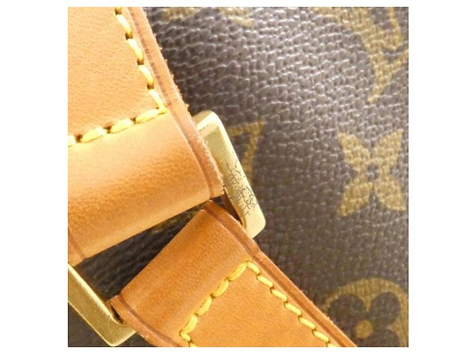Bolsa de Ombro Monogram Cite GM Louis Vuitton Marrom - vista 5