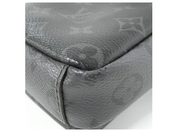 Pochette Doppia per Telefono Monogram Eclipse Inverso Louis Vuitton Nero - vista 3