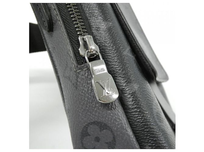 Pochette Doppia per Telefono Monogram Eclipse Inverso Louis Vuitton Nero - vista 5