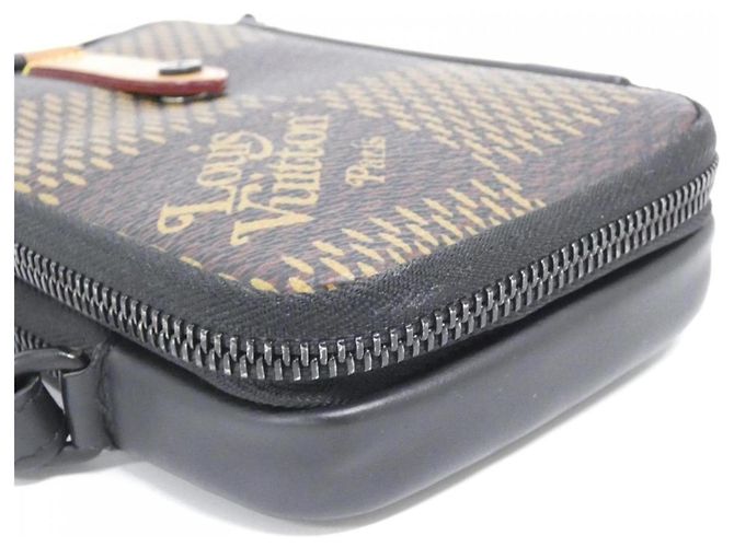 Pochette Doppia per Telefono Damier Gigante Louis Vuitton Marrone Nero - vista 3