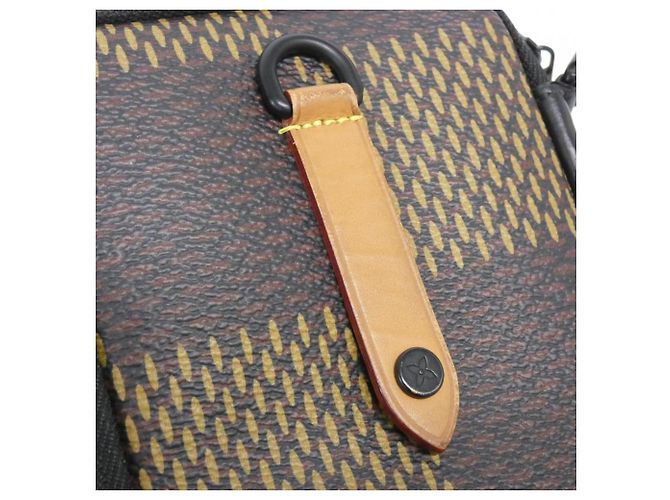 Pochette Doppia per Telefono Damier Gigante Louis Vuitton Marrone Nero - vista 6