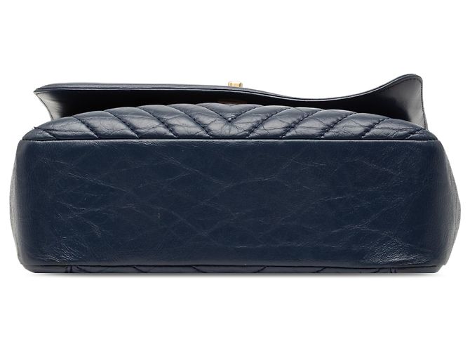 Chanel Blu CC Chevron Pelle di Vitello Invecchiata Borsa a Mano Blu navy - vue 3