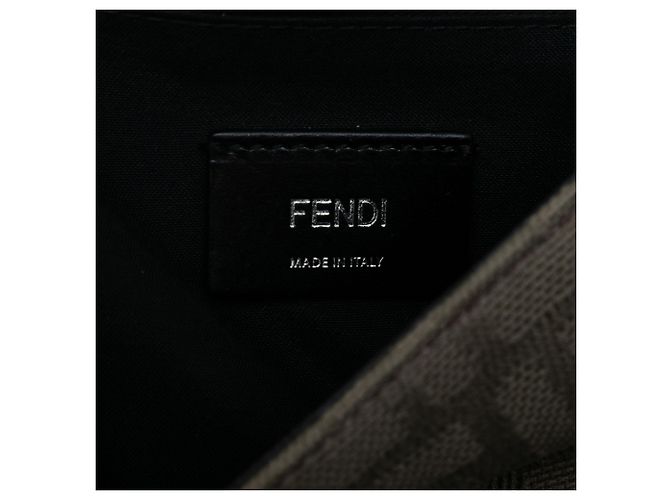 Fendi große Umhängetasche aus braunem Zucca-Canvas und Leder - Ansicht 5
