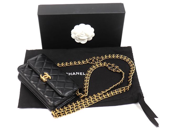 Bolso bandolera para teléfono Chanel Matelassé Negro - vista 8