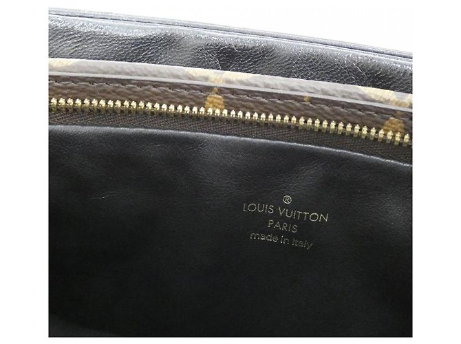Borsa a Spalla Louis Vuitton Monogram Pochette LV3 M45412 Marrone Nero - vista 8