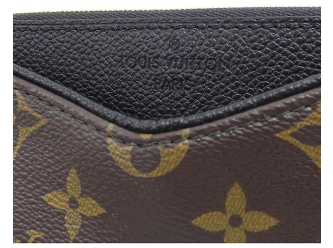 Borsa a Spalla Pallas Monogram di Louis Vuitton Marrone Nero - vista 4