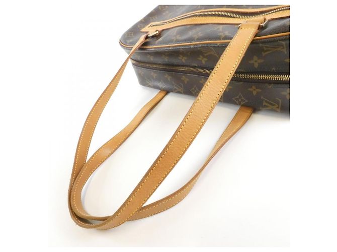 Borsa a Spalla Monogram Cite GM Louis Vuitton Marrone - vista 7