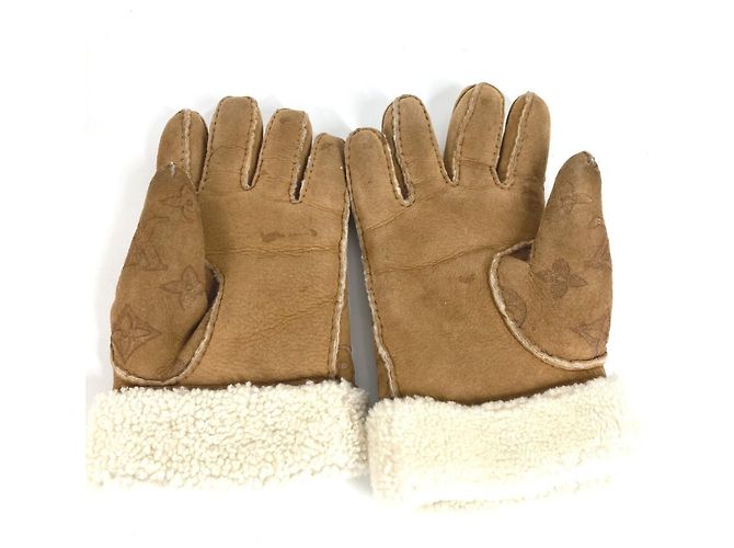 Louis Vuitton Beige Wool Gloves - view 2