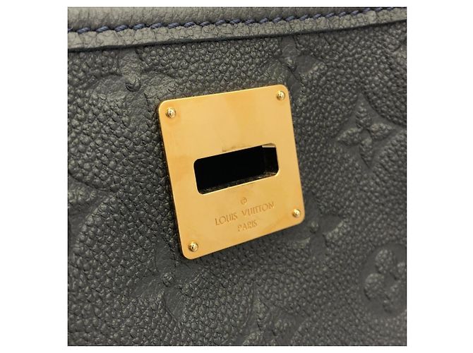 Borsa Citadines PM in Monogram Empreinte Louis Vuitton - vista 5