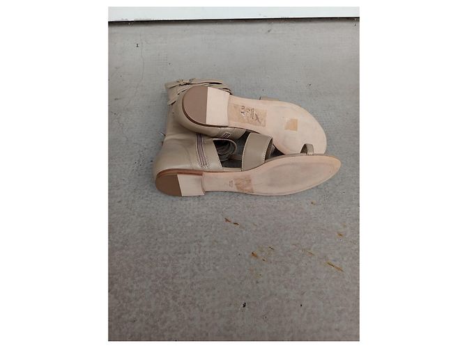 Laurence Dacade Sandalen aus Leder Beige Größe 40 - Ansicht 10