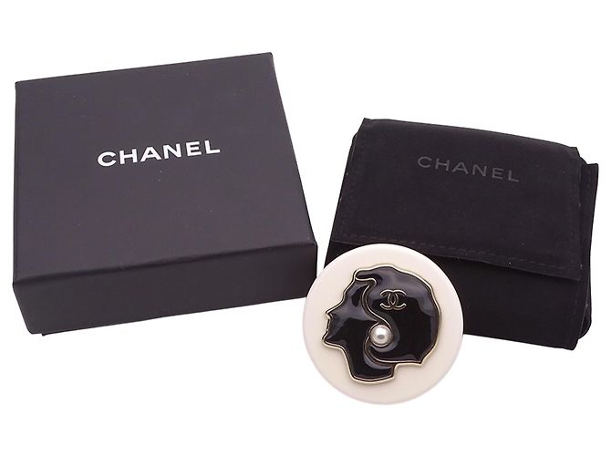 Chanel Mademoiselle Brosche Schwarz Weiß - Ansicht 6