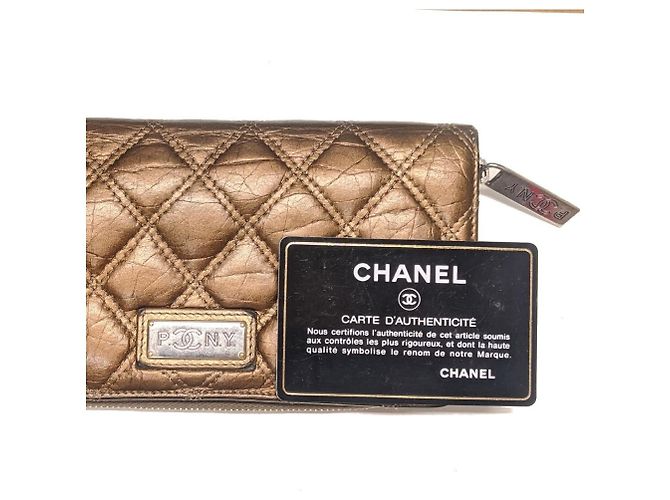 Chanel Geldbörse aus bronzefarbenem Leder - 2000er - Ansicht 10