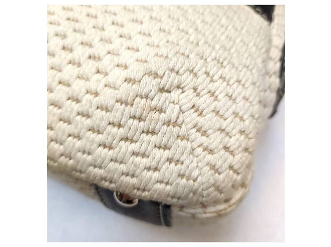 Chanel Bicolor Stoff- und Leder-Schultertasche - 2000er Schwarz Weiß Sand - Ansicht 10