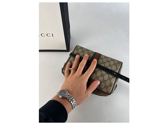 Clutch in pelle monogramma Ophidia vintage Gucci grigio marrone - vista 10