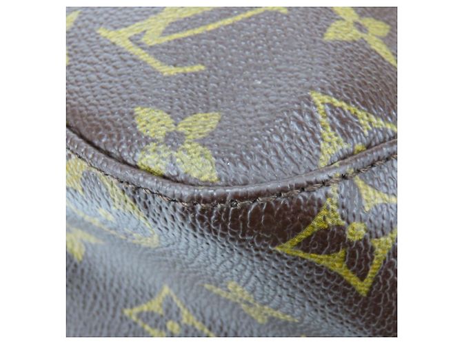 Borsa a Spalla Looping MM di Louis Vuitton Marrone Monogramma - vista 13