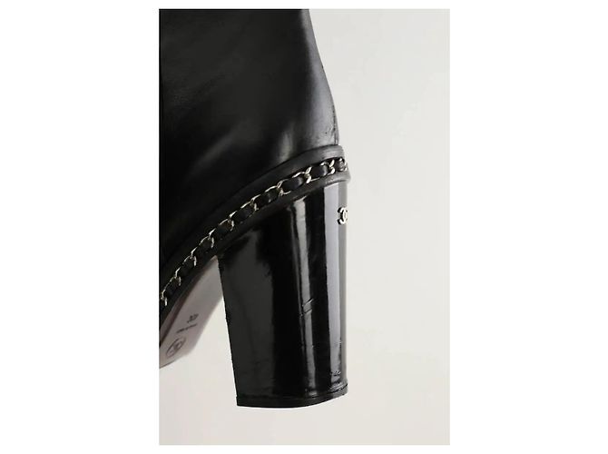 Chanel Botas de cuero negras Negro - vista 5
