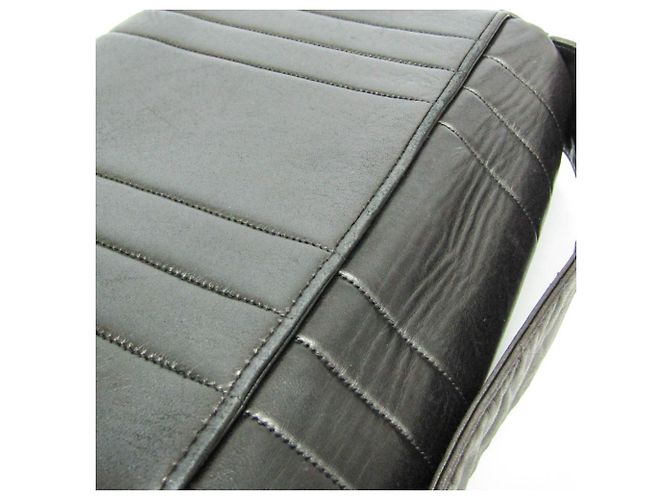 Borsa a spalla in pelle donna Chanel Mademoiselle Nero - vista 9