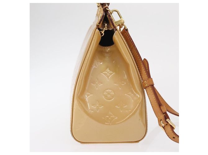 Louis Vuitton Blair Monogram vernice Beige - vista 4