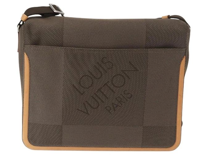 Borsa Messenger Terre Louis Vuitton in tela Damier Geant Marrone - vista 2