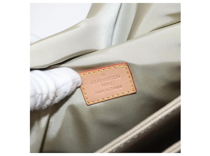 Borsa Messenger Terre Louis Vuitton in tela Damier Geant Marrone - vista 6
