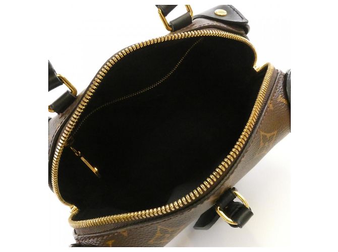 Borsa Louis Vuitton Monogram Petite Malle Souple Nero - vista 6